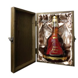   Jadwiga - Rosehip Mead Bottle with 2 Goblets in Satin-Lined Box